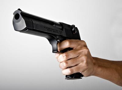 33-lubovni-pistolet.jpg 33-lubovni-pistolet.jpg