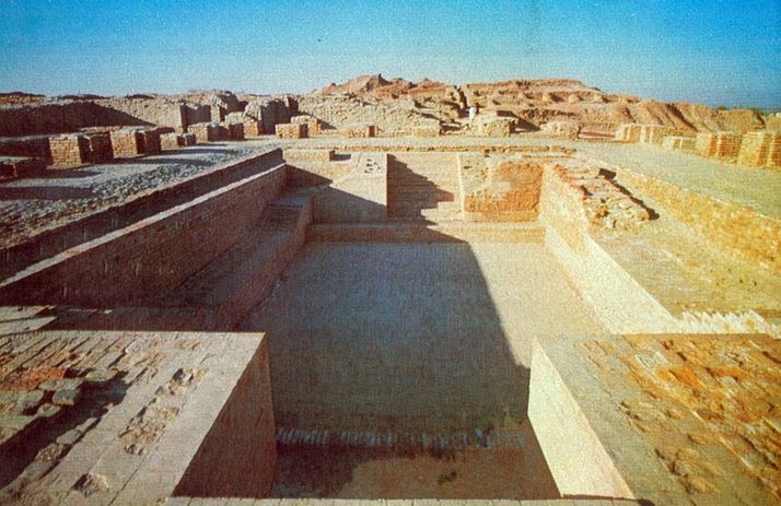 tigris_pluwen_basein_w_mohendjo_daro.jpg tigris_pluwen_basein_w_mohendjo_daro.jpg