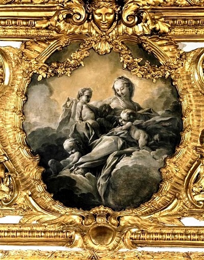 Франсоа Буше, Милосърдието, 1735 г. Картуш, рисуван в сиво. Плафон в Стаята на кралицата. 34_bushe.jpg