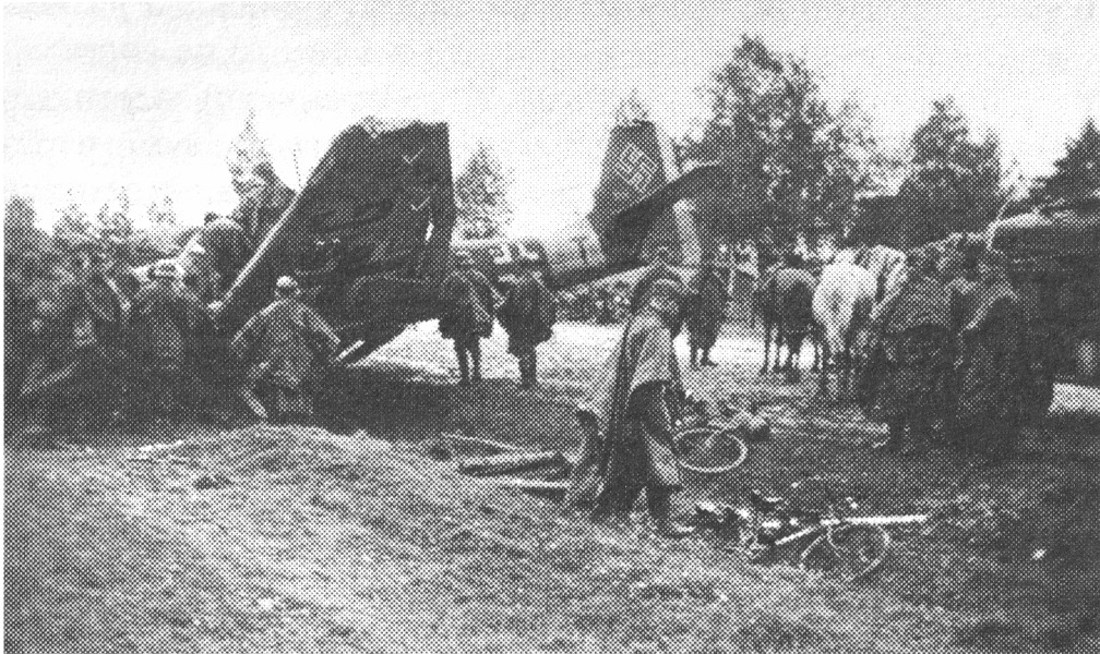 Ju-87 от StG2, извършил принудително кацане в района на гара Чудово 17_ju87.jpg